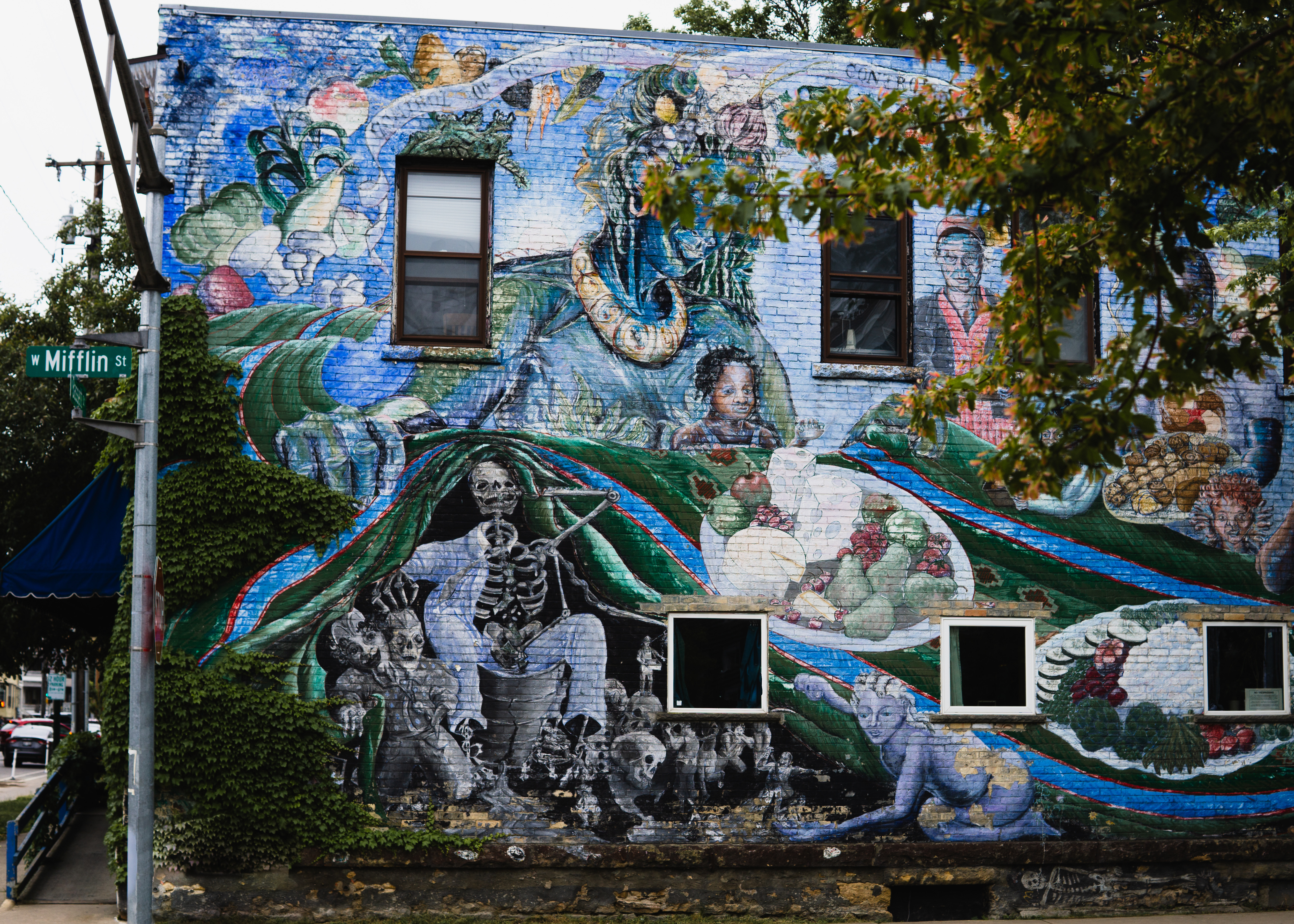 Madison street mural